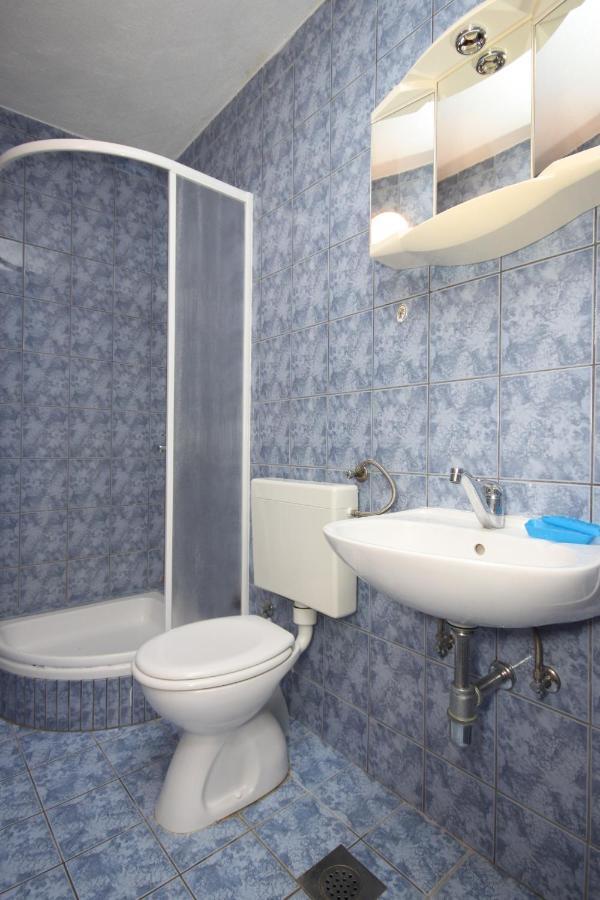 Apartments With A Parking Space Zivogosce - Porat, Makarska - 6700 Игране Екстериор снимка