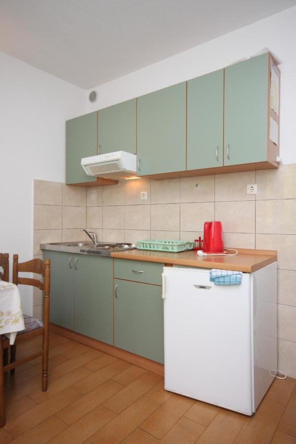 Apartments With A Parking Space Zivogosce - Porat, Makarska - 6700 Игране Екстериор снимка
