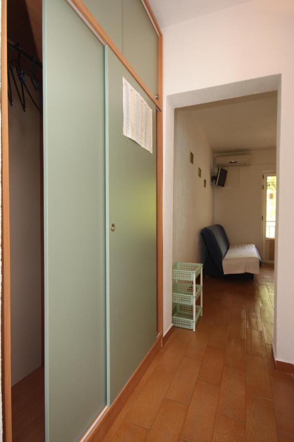 Apartments With A Parking Space Zivogosce - Porat, Makarska - 6700 Игране Екстериор снимка