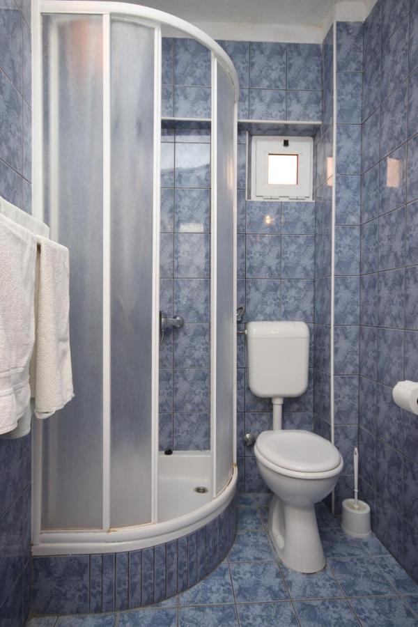 Apartments With A Parking Space Zivogosce - Porat, Makarska - 6700 Игране Екстериор снимка